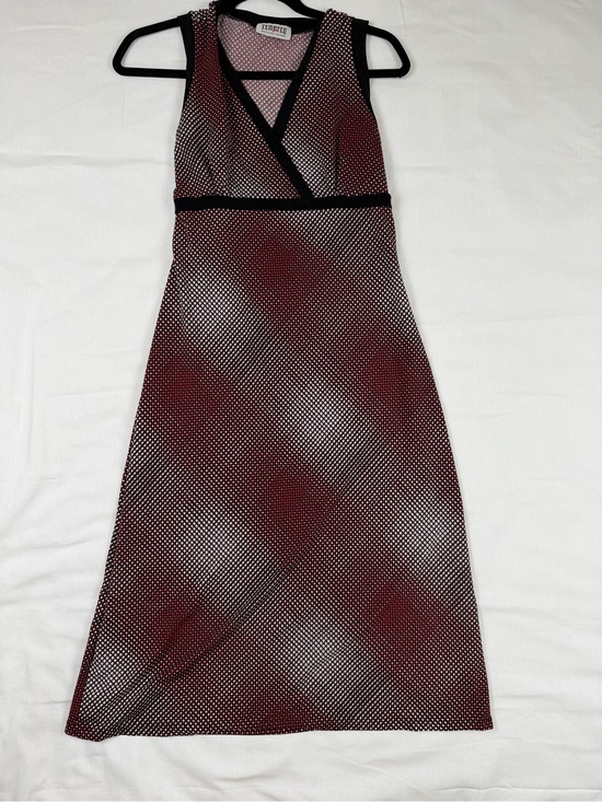 Tempted Dresses & Skirts - Tempted Geometric Sleeveless Empire Waist Midi Dress Women Medium Red Black